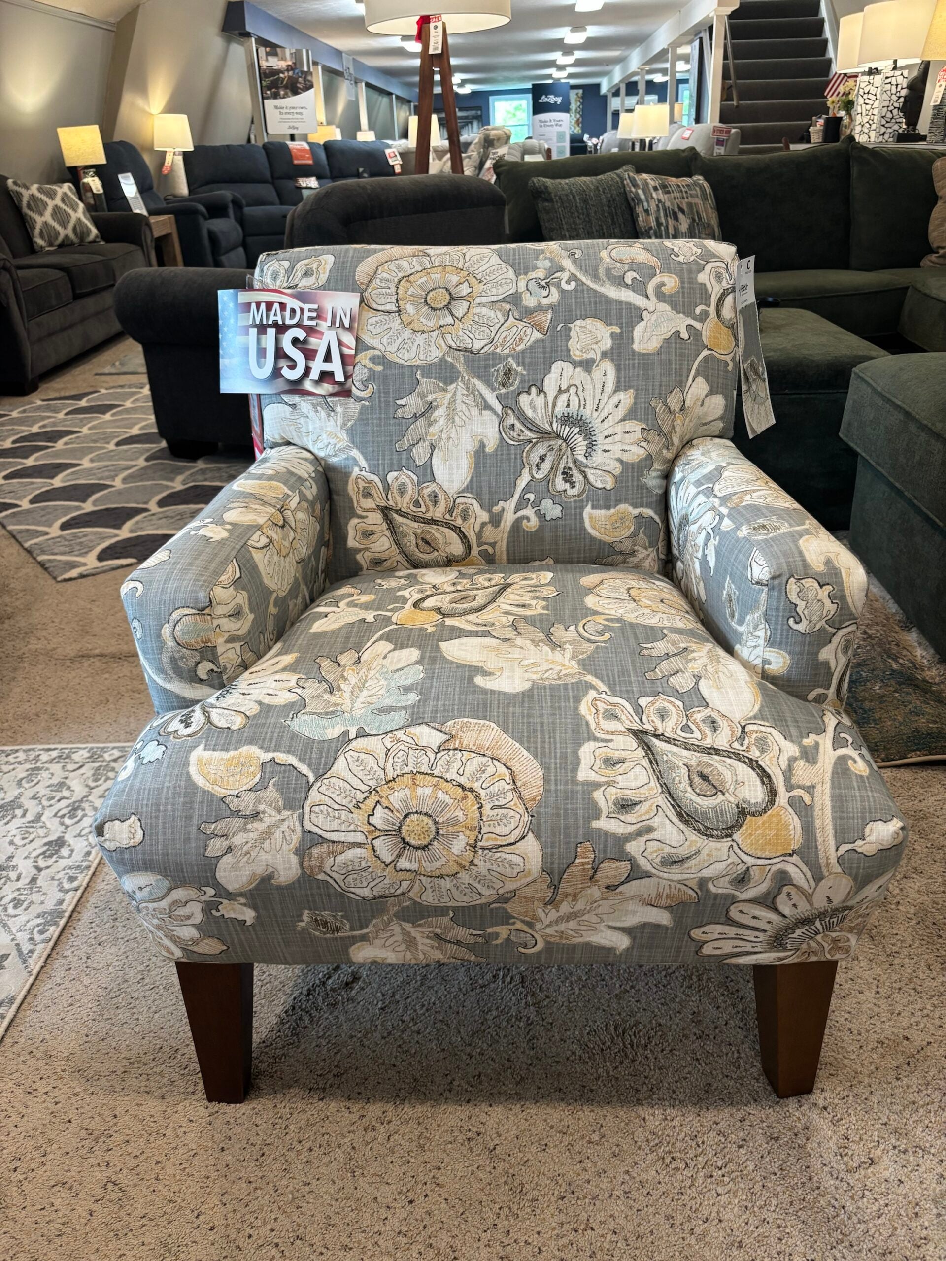 Randi Club Chair